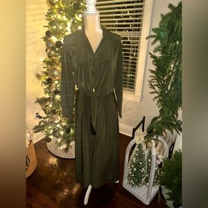 VINCE Long Sleeve Shaped Collar Tie-Front Maxi Dress Olive Sz S
